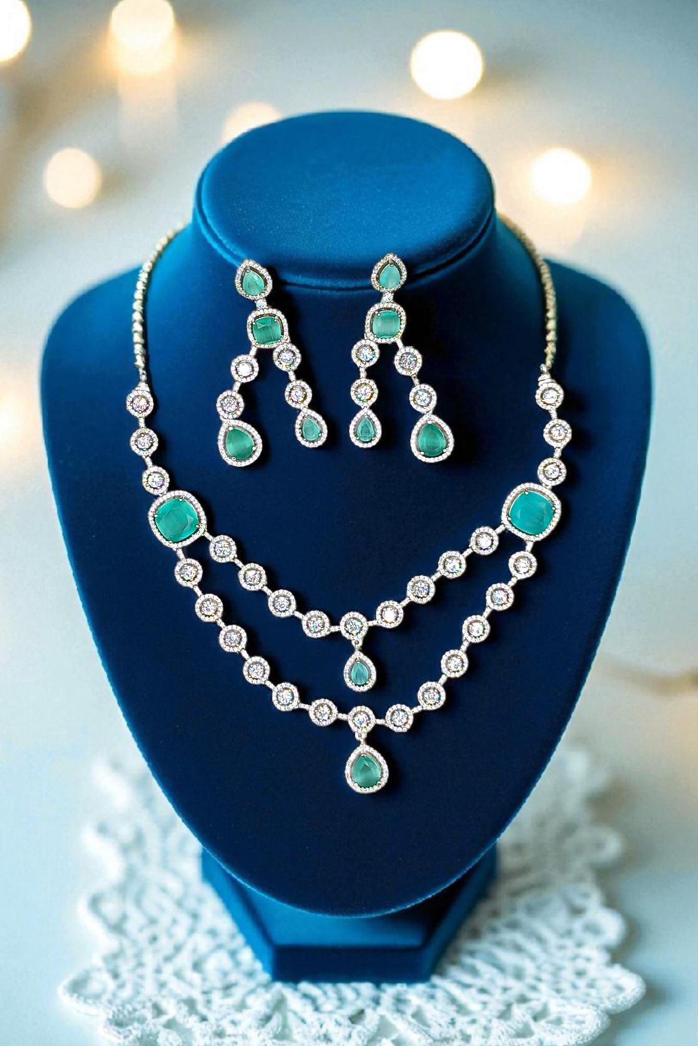 two layer set with mintgreen stones