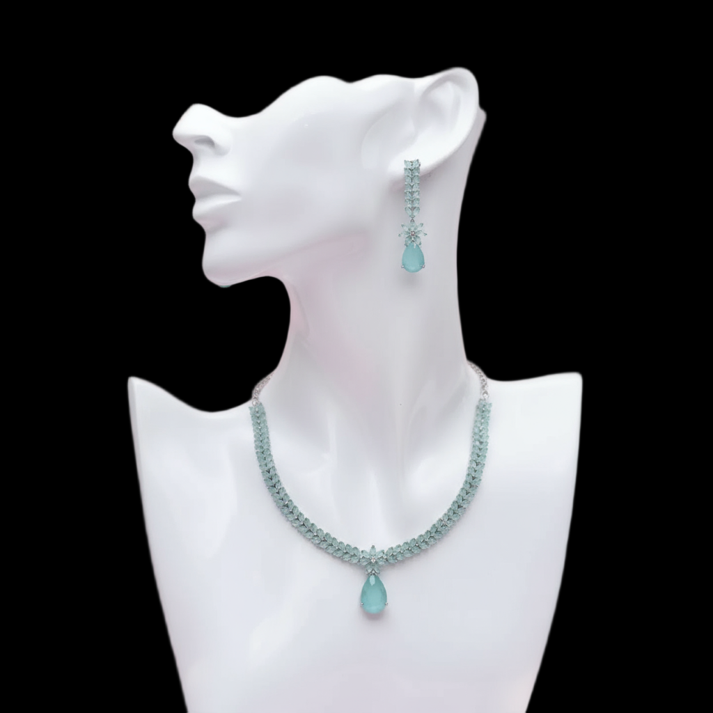 Silver mintgreen necklace