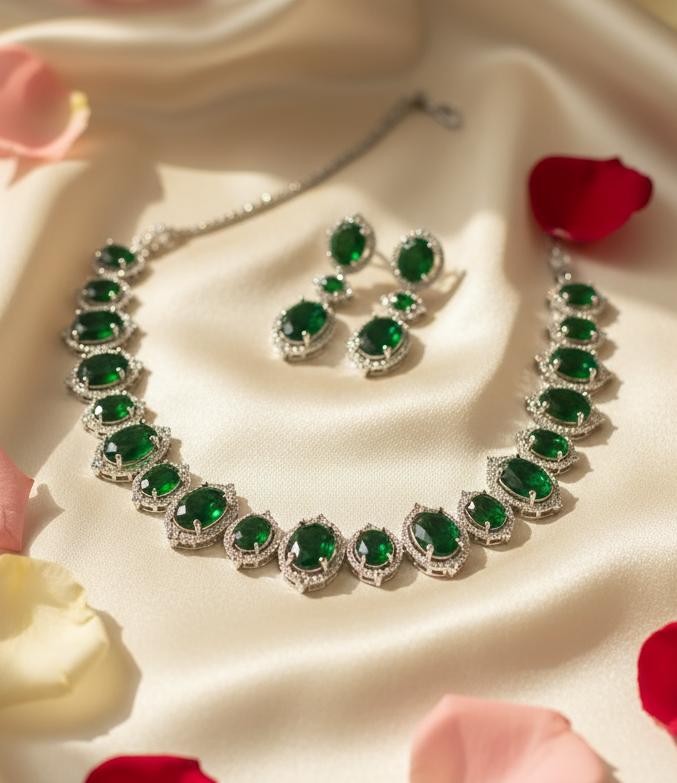 Emerald jewelry set - romantic silk and roses