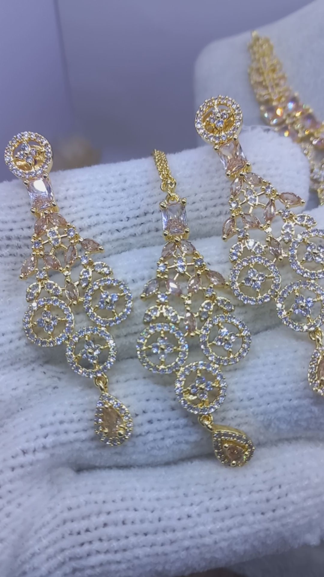 golden two layer set